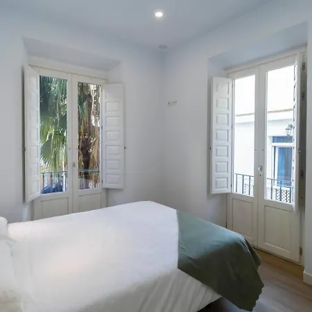 La Cruz Apartment *